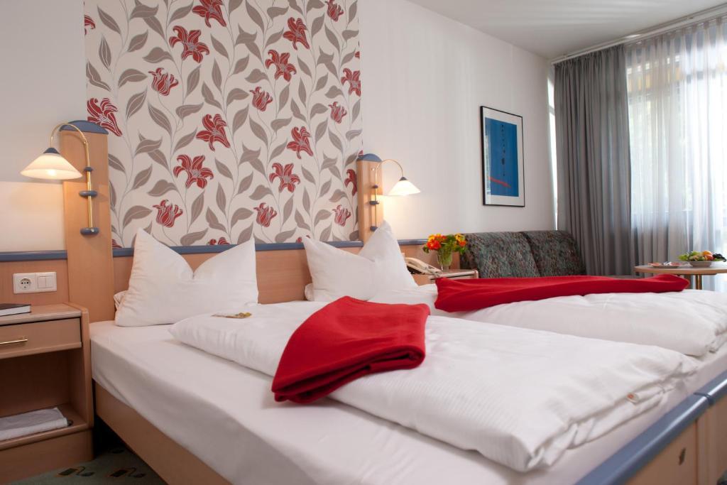 Behringers Freizeit - Und Tagungshotel โกสไวน์ชไตน์ ห้อง รูปภาพ